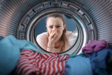 Çamaşır Makinem Kötü Koku Yapıyor, Ne Yapmalıyım ?