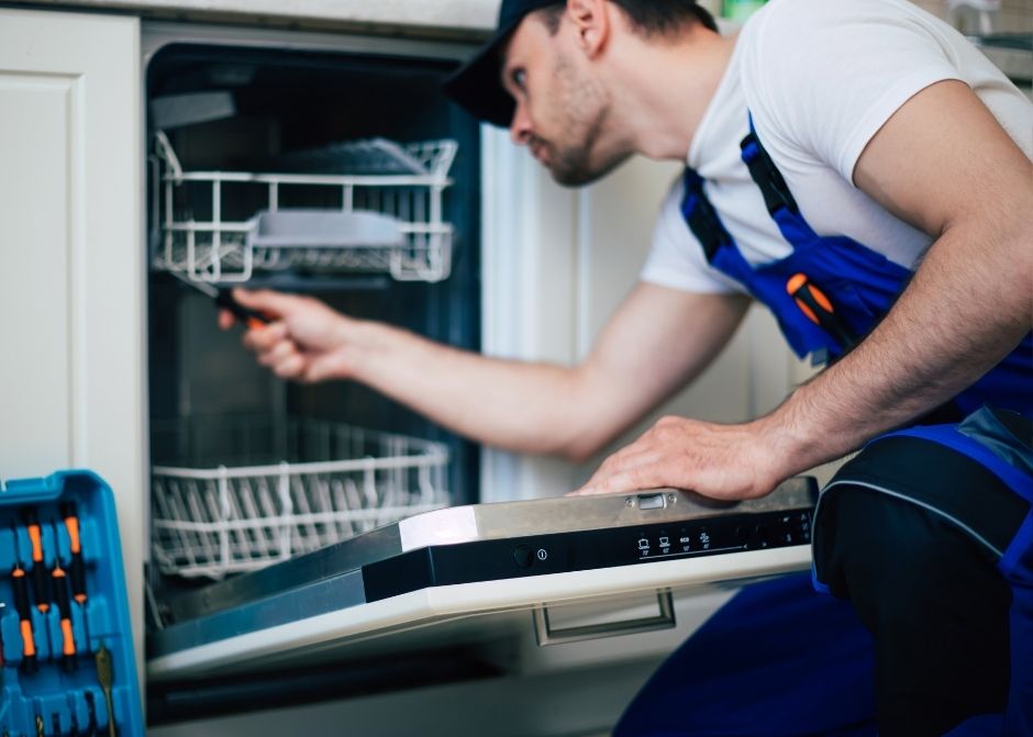 Bulaşık Makinesi Neden Yıkamaz